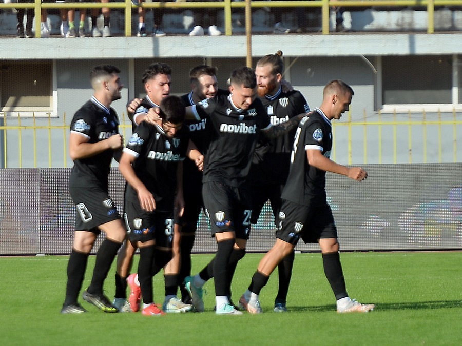 Καλαμάτα-Ελλάς Σύρου 2-0: Κορυφή ξανά