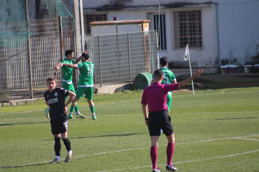 Πανθρακικός – ΠΑΟΚ Κρηστώνης 4-0: Πρώτος και καλύτερος