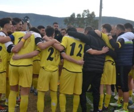 Νίκη... εξάποντο για τον Θεσπρωτό