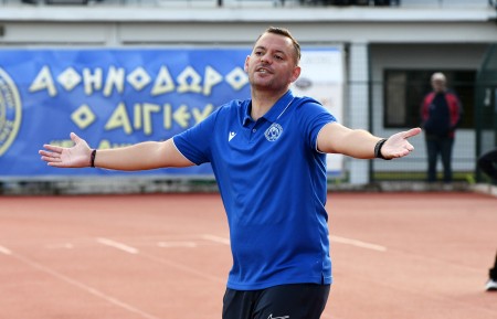 Καζακόπουλος: «Η πρόοδος έρχεται όταν όλοι κοιτάζουν προς την ίδια κατεύθυνση»