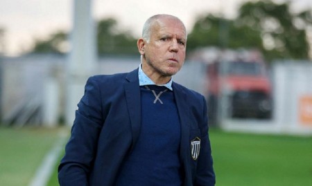 Αναστόπουλος: "Έμεινα έκπληκτος από το... πάθος της Επισκοπής"