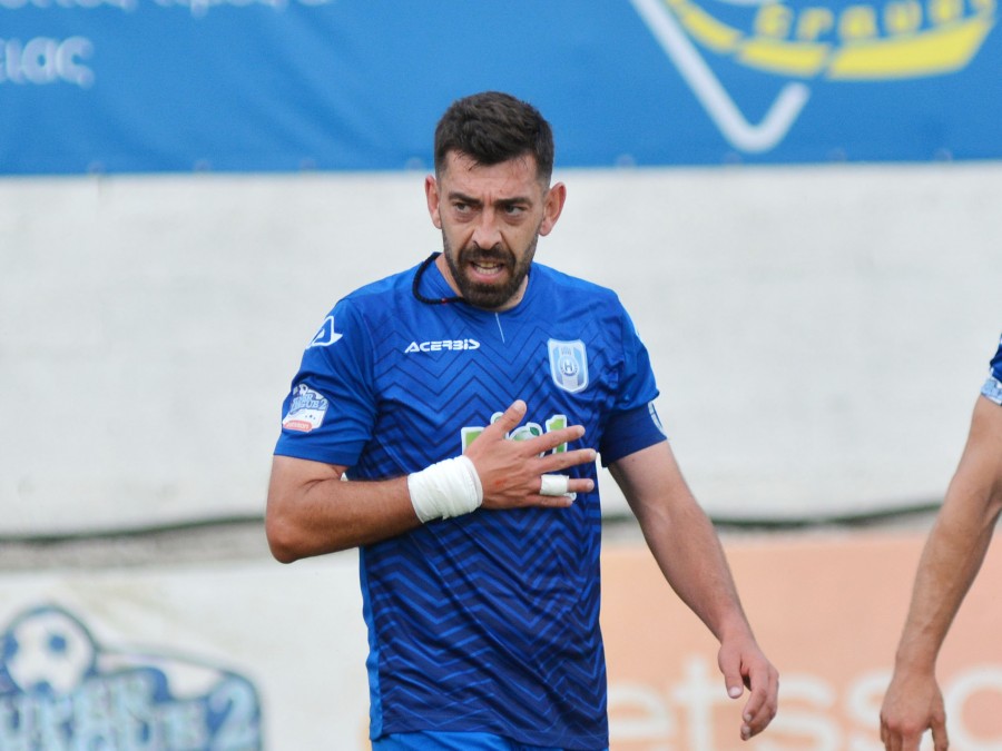 Εκανε το «μπαμ» με Χατζή