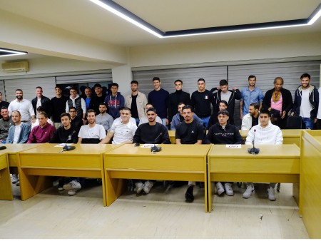 Eγινε η παρουσιάση του ποδοσφαιρικού Πανιωνίου - «Ξεκάθαρος στόχος η άνοδος!»