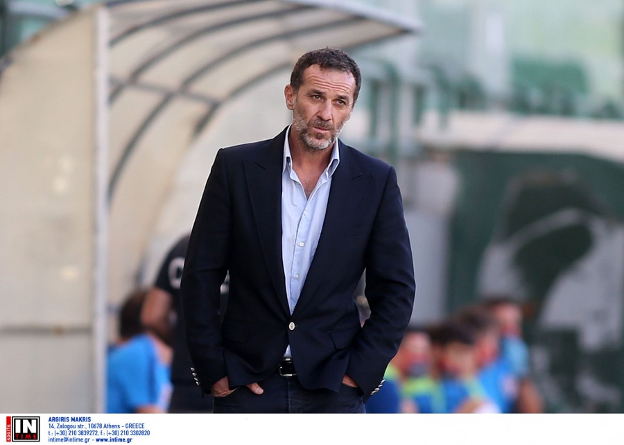 Δίνει τα κλειδιά στον Γκούμα