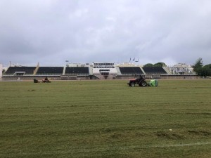 Καλαμάτα: Εργασίες βελτίωσης του χλοοτάπητα, ανέλαβε το κόστος ο Πρασσάς