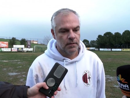 Παραμένει ο Λέντας