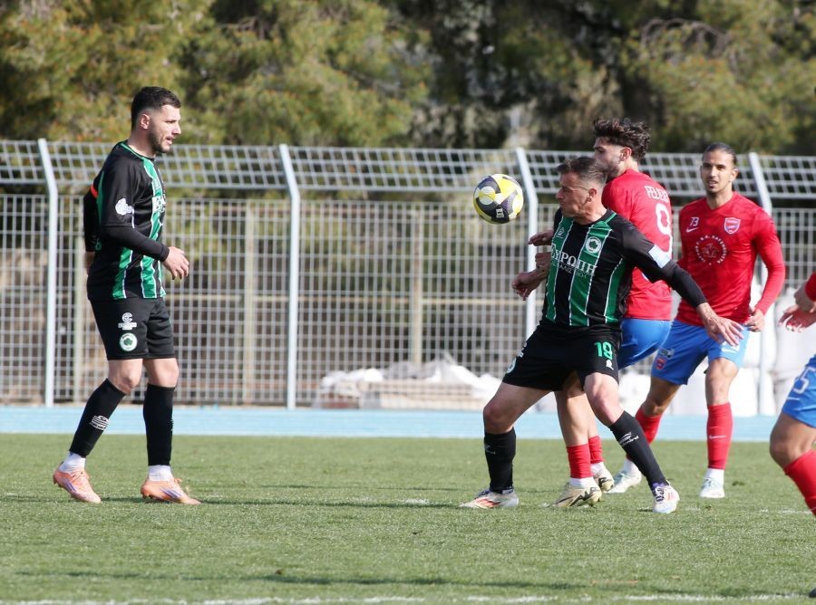 Νίκη με ανατροπή και βλέπει δεύτερη θέση το Μαρκό