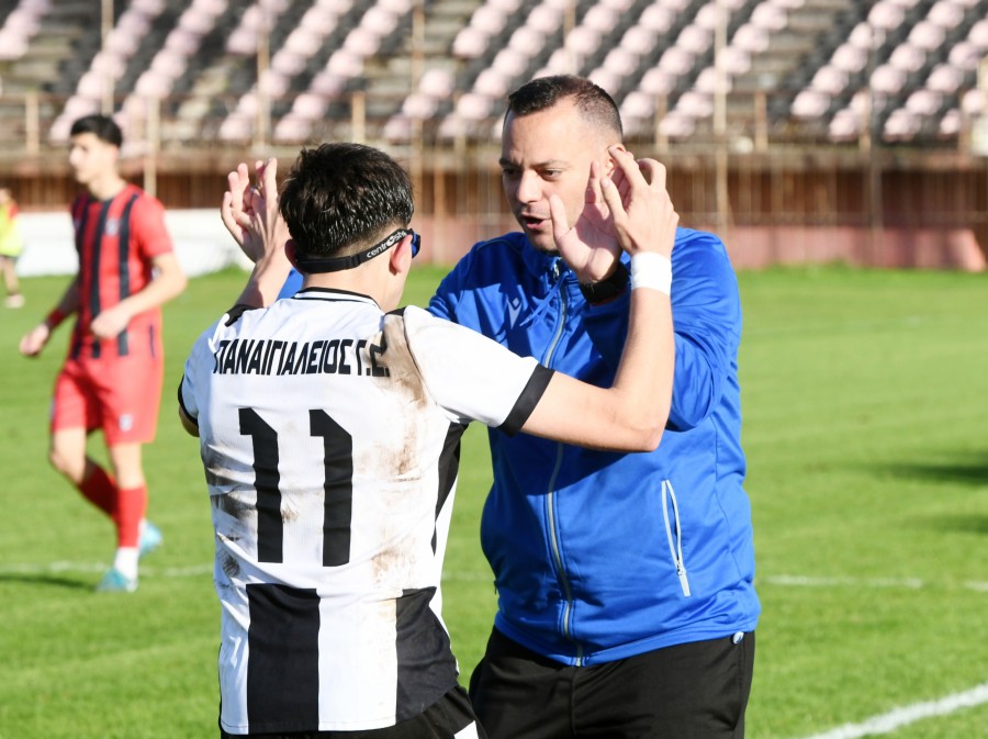 Καζακόπουλος: Ο rookie προπονητής που κέρδισε τις εντυπώσεις!