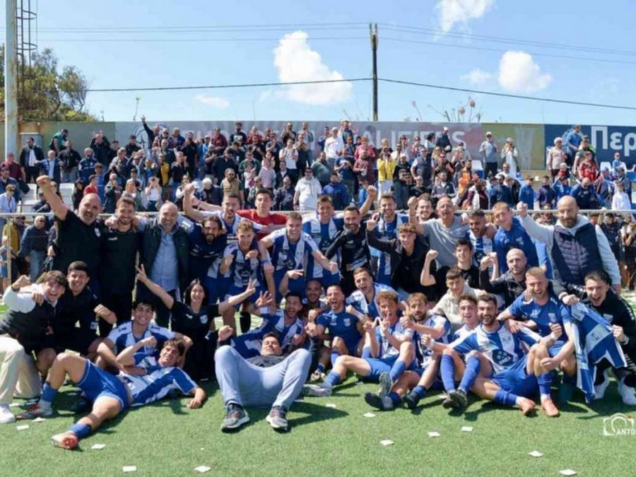 Ελλάς Σύρου: Υποδοχή «ηρώων» και φιέστα ανόδου τη Μ. Τετάρτη