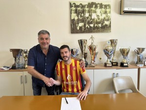 Πρώτη προσθήκη ο Γιάκος