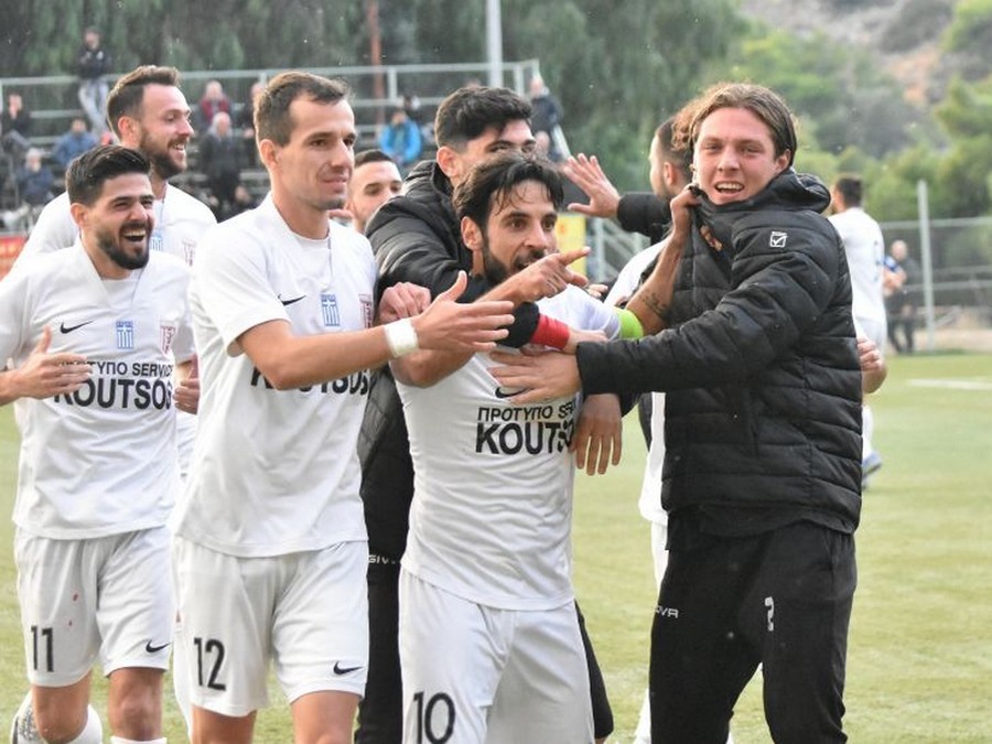 Ασταμάτητος και με ανατροπή ο Άρης Πετρούπολης