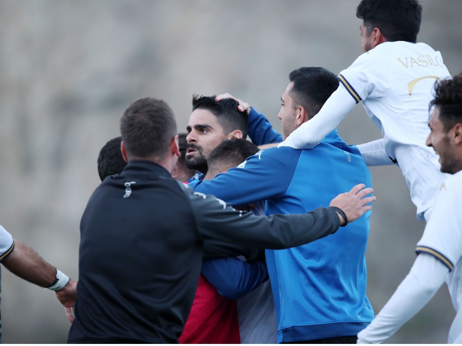 Ανατροπή σε ένα λεπτό η Καλλιθέα