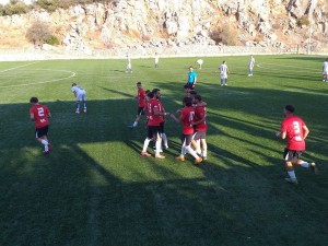 Πανναυπλιακός-Πανγυθεατικός 3-2: Χόρτασαν γκολ στο Τολό