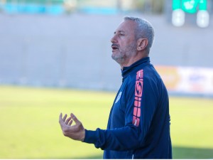 Παρελθόν ο Μπαξεβάνος