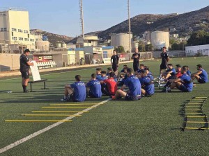 Ξεκινάει τα φιλικά παιχνίδια η Ελλάς Σύρου