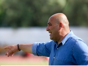 Συνεχίζει με Παντζιαρά