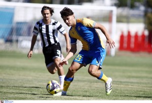 Αστέρας Β'-Νίκη Βόλου: Στις εξέδρες μόνο τα διαρκείας