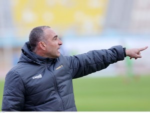 Τα ηνία στον Μπαδήμα