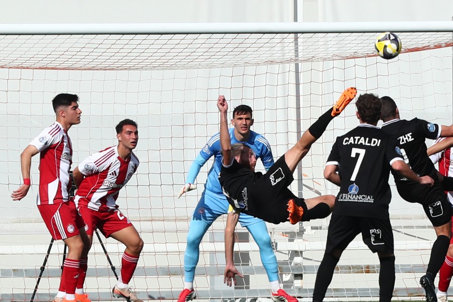 Τα «πρώτα» κανόνια της Super League 2