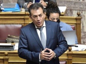 Βρούτσης αντί-Οικονόμου