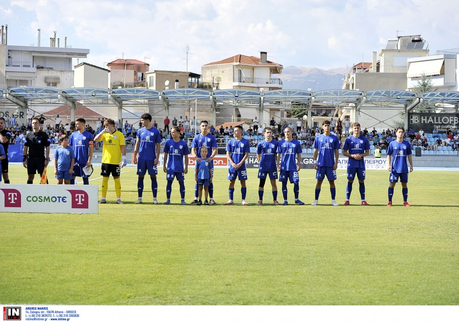 Ευχές αλλά και αιχμές από τον Σιόντη