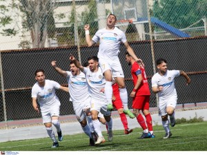 Νίκη γοήτρου με Πανιώνιο ο Εθνικός των 10 παικτών