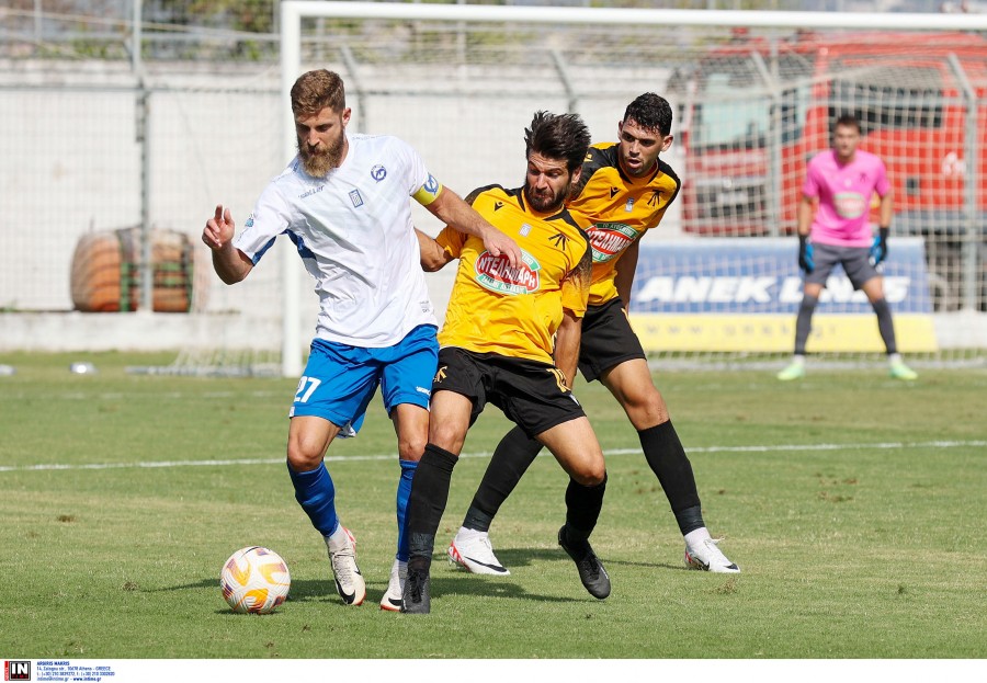 Τέσσερις ανανεώσεις στον Τηλυκράτη