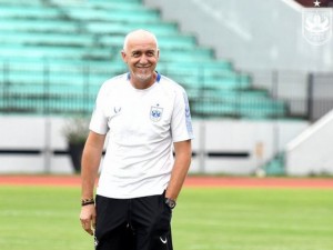 Αναλαμβάνει ο Τζουγκάνοβιτς